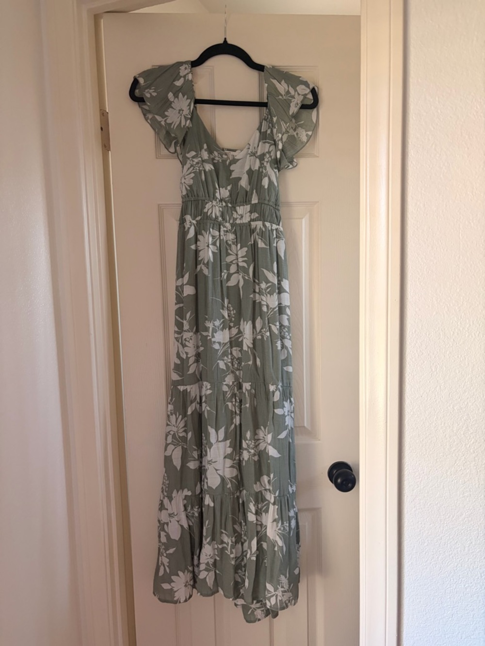 Floral Sage Green Maxi Dress with Flutter Sleeves